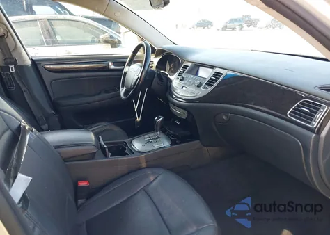 2013 Hyundai Genesis 3.8 из США, поврежденный, VIN KMHGC4DD2DU235455